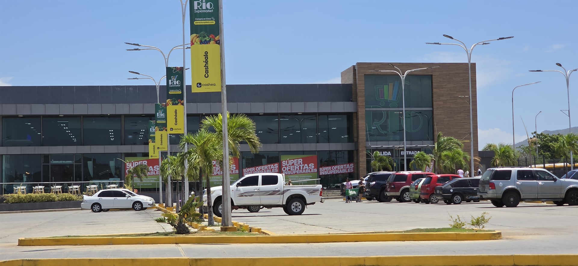 Supermercado RIO — Urb. Villas de Juangriego